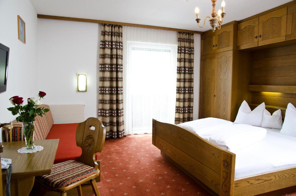 Berghotel Rasis Galtür Szoba fotó