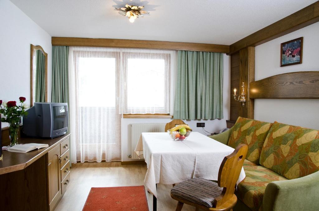 Berghotel Rasis Galtür Szoba fotó