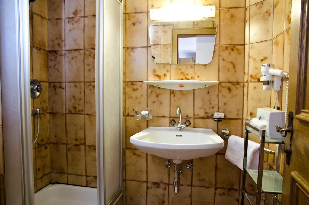 Berghotel Rasis Galtür Szoba fotó